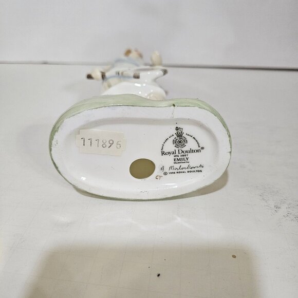 Royal Doulton Figurine HN3807 Emily by Alan Maslankowski Wimbledon '96 signed - Picture 5 of 6